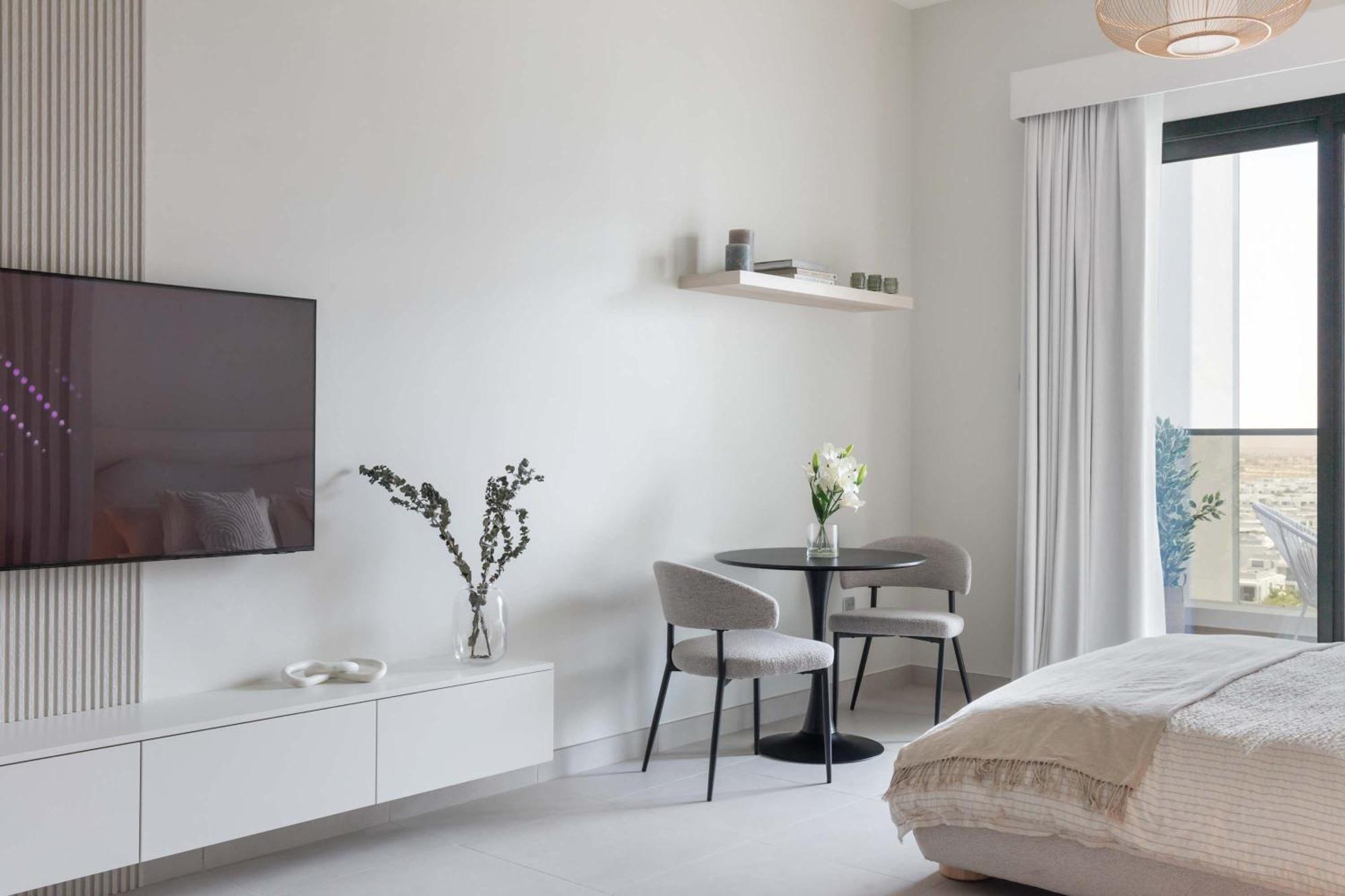 Brand New Luxury Apartment *